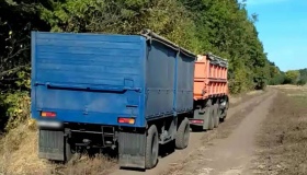 На Чутівщині водії розкрадали зерно дорогою на елеватор